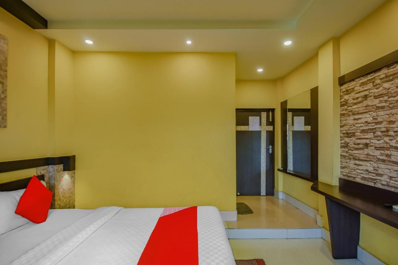 OYO 1851 Hotel Sefali Deluxe Kalkutta Exterior foto